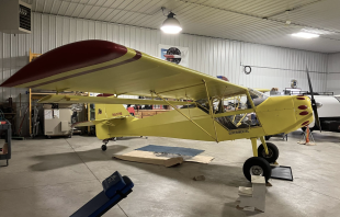 KITFOX IV-1050