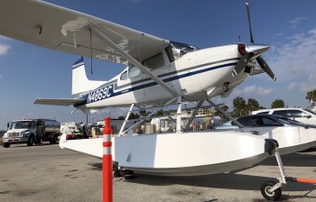 1975 Cessna 185F